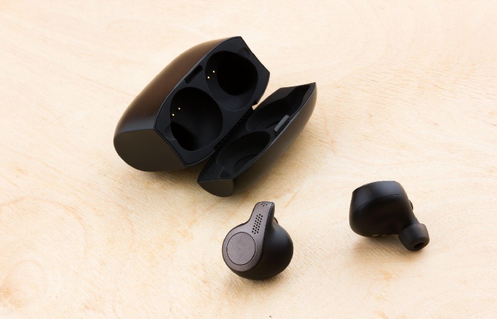 Wireless Earbuds Write For Us