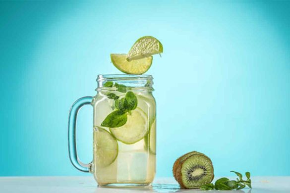 wellhealthorganic.com_how-detox-water-works-in-reducing-weight